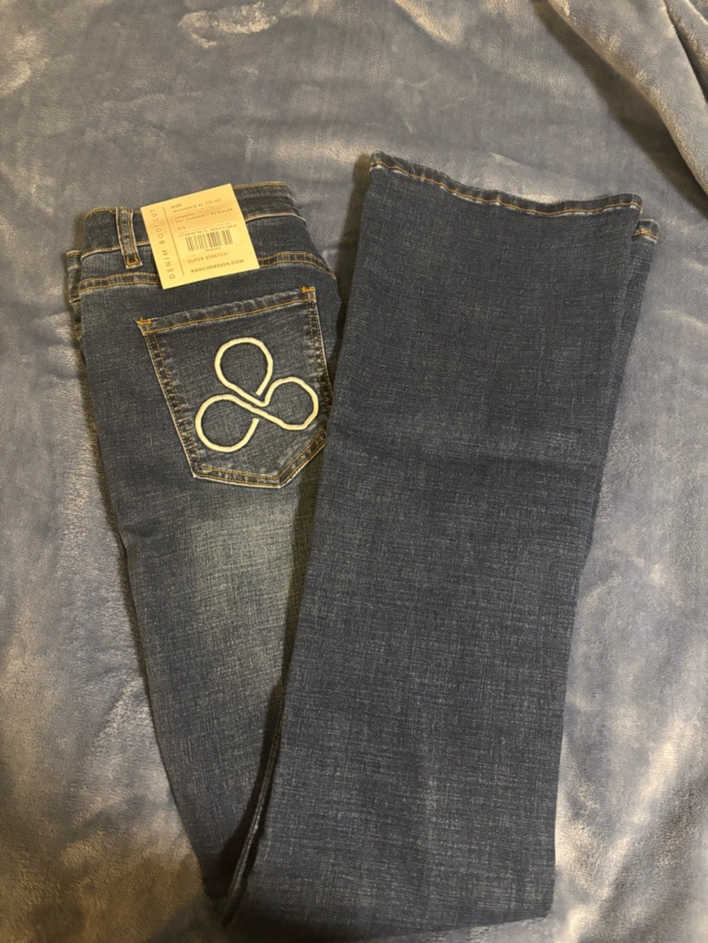 NWT Ranch Dress’n bootcut barrel jeans